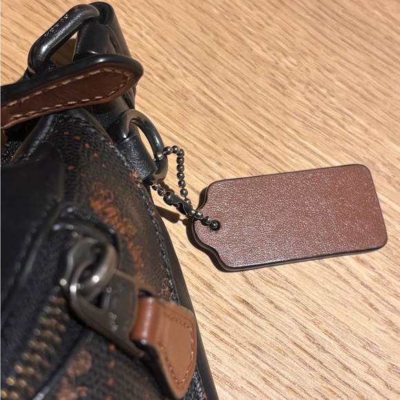 Coach Black and Brown Belt Bag - Picture 14 of 15